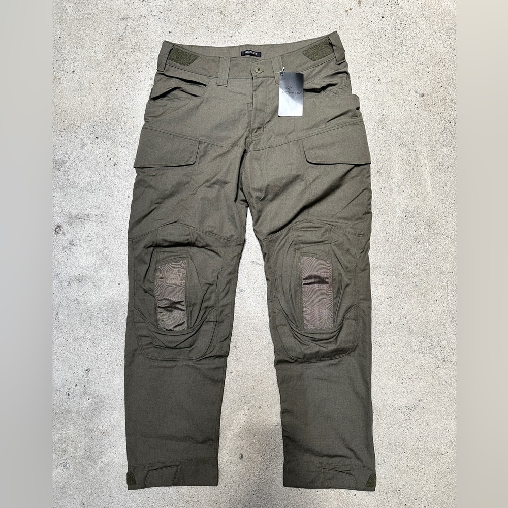 NEW Arcteryx LEAF Assault Pants AR Ranger Green Sz M Tactical Technical Combat